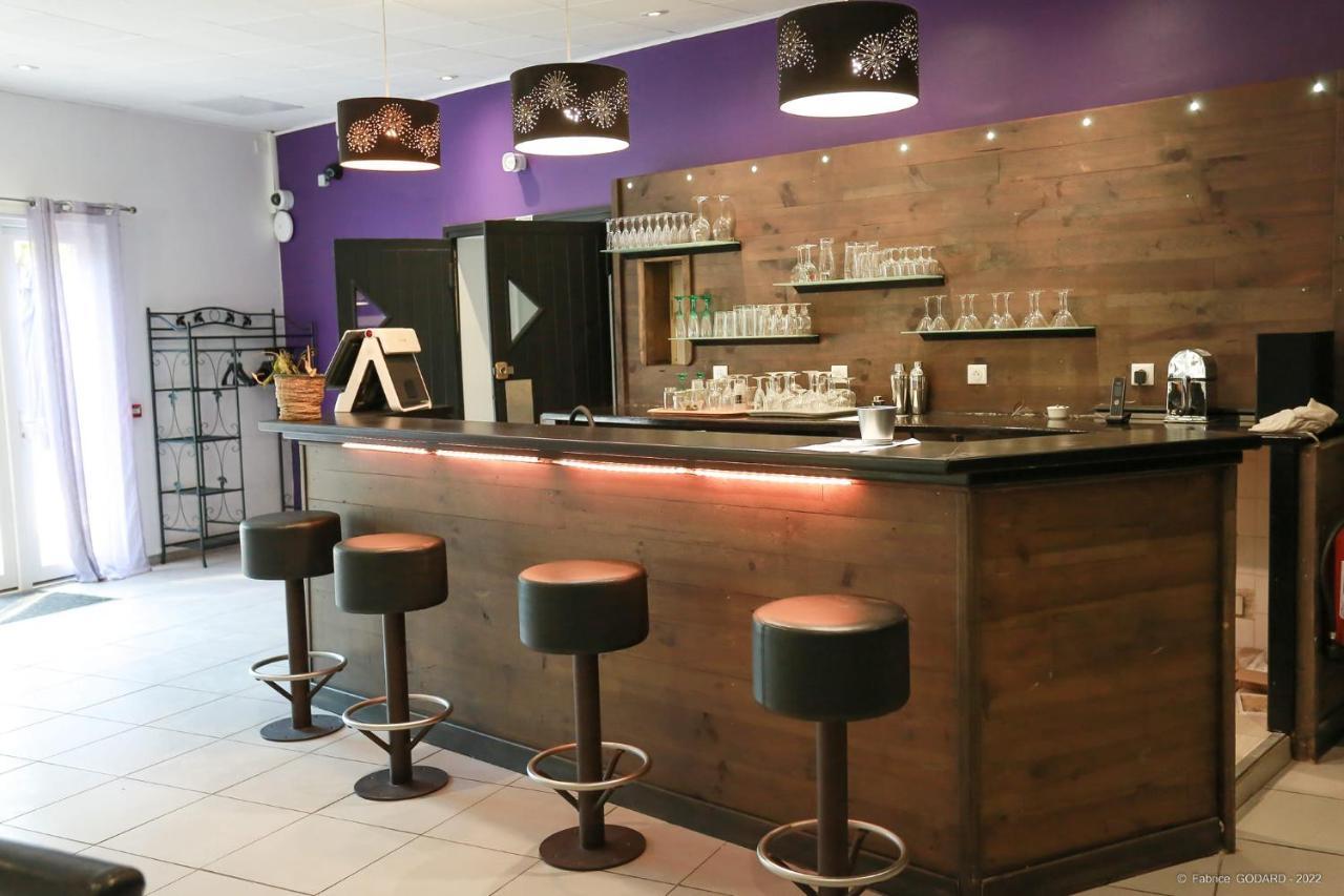Hotel Restaurant Gite Les Lavandins Saint-Christol  Eksteriør billede